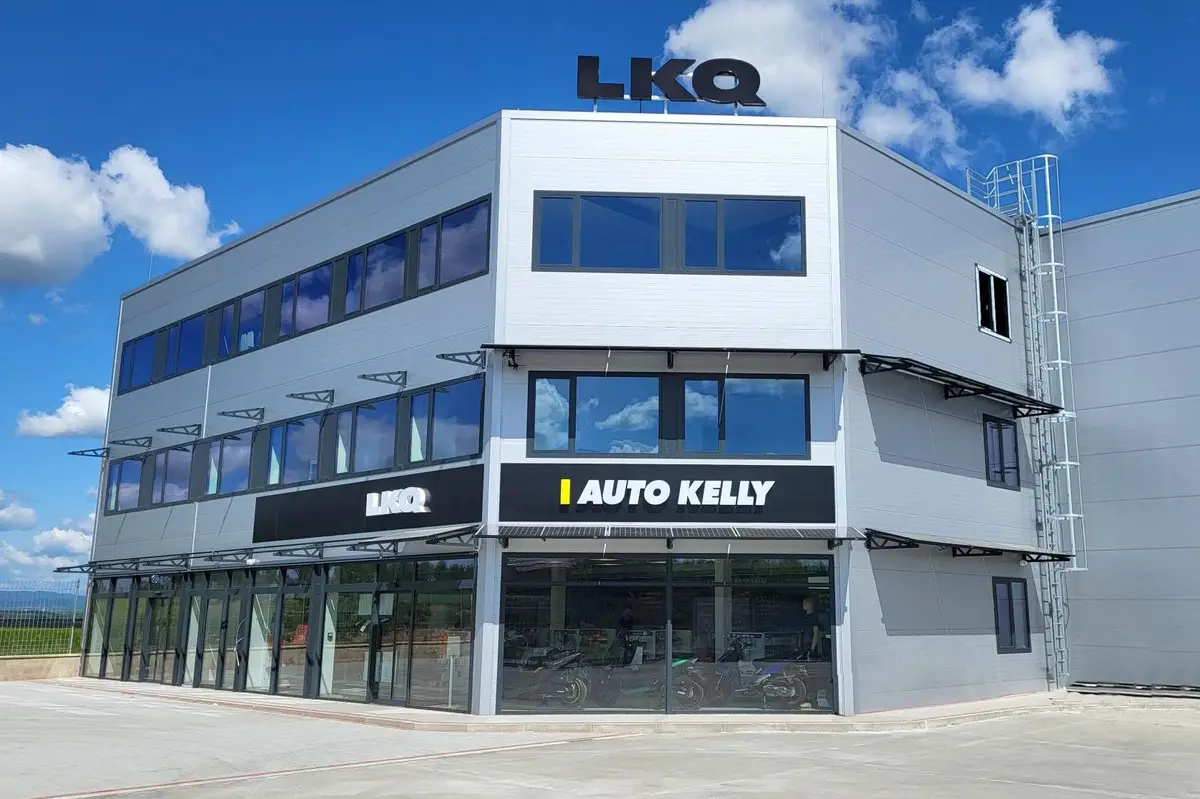 AUTO KELLY